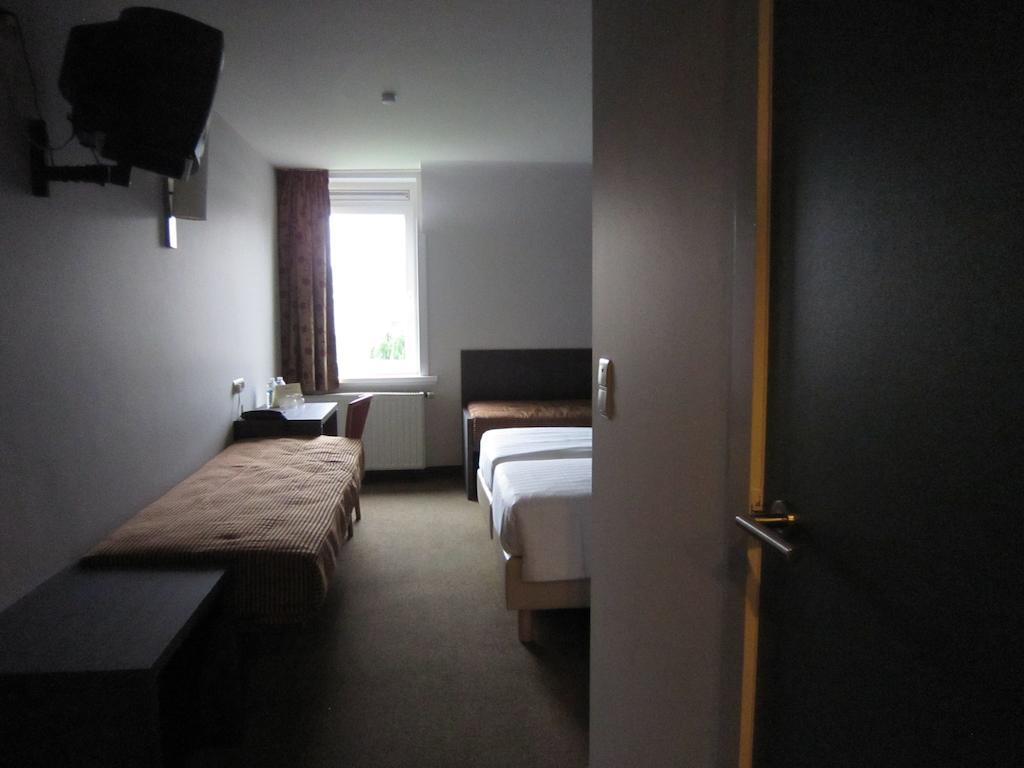 Hotel De Vrede Diksmuide Bagian luar foto